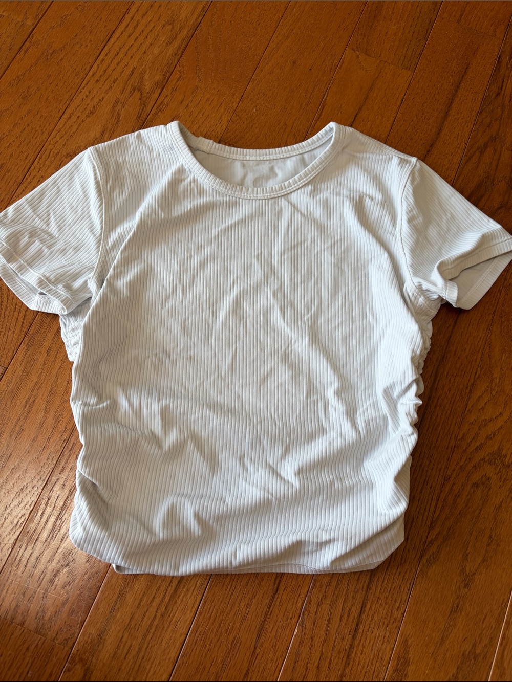 lululemon athletica White Short Sleeve cropped Ribbed ruched Tee
